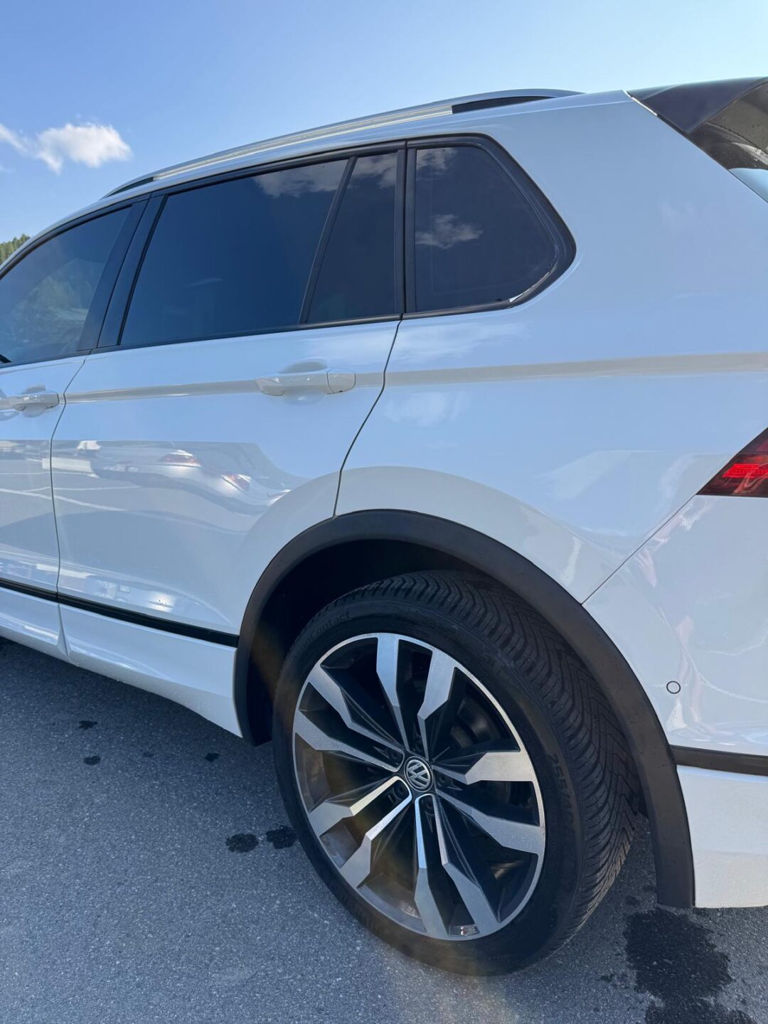 Volkswagen Tiguan 2.0 BITDI 240CH CARAT EXCLUSIVE R LINE – Image 7